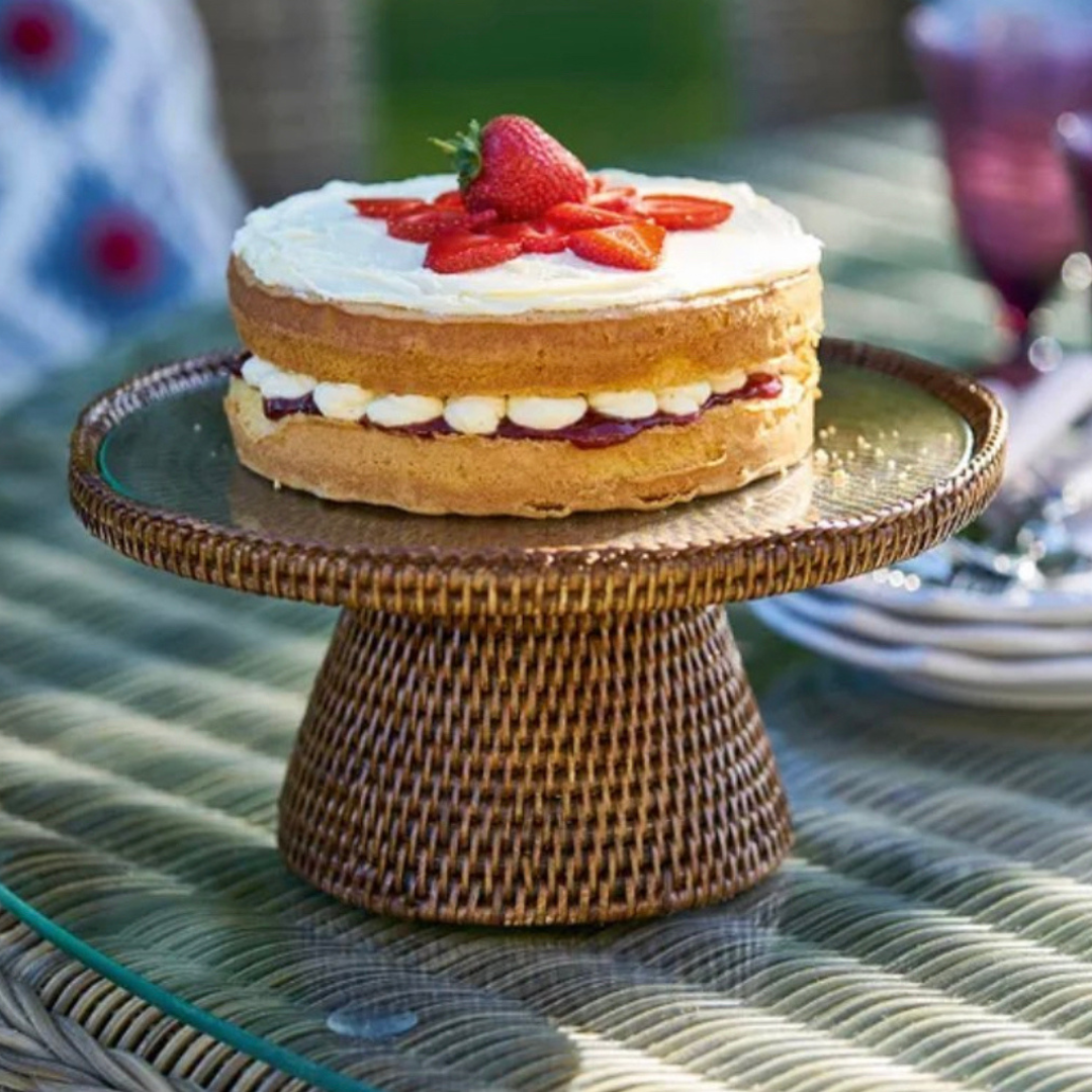 Classic Cake Stand